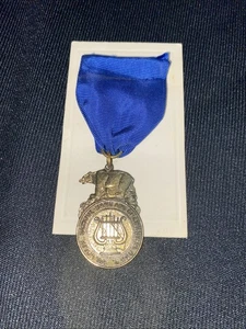 So Cal Schulband und Orchester Medaillen Auszeichnung Band Pin 1965 ⚡️ - Bild 1 von 4