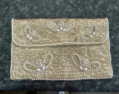 Bolsa de mão vintage anos 60 La Regale pérola/lantejoulas - Abelhas - Imagem 1 de 3