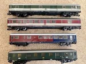 Vier Märklin HO Personenwagen - Bild 1 von 6