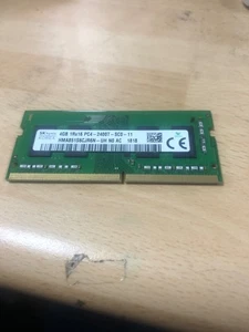 SK Hynix 4GB HMA851S6CJR6N-UH N0 AD PC4-2400T-SC0-11 DDR4 Laptop Memory - Picture 1 of 1