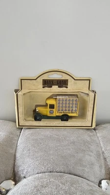 Lledo 26011 Chevrolet Delivery Van Fyffes Bananas - Image 1 of 3