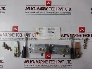 Palfinger PP001724 Control Housing Handle Valve Set - Picture 1 of 12