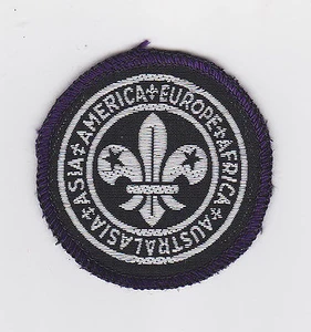 PARCHE DE LA ORGANIZACIÓN MUNDIAL DEL MOVIMIENTO SCOUT (WOSM) (OFICINA MUNDIAL) DE 1960 ~ V RARO - Imagen 1 de 2