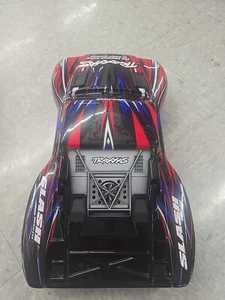 NEW TRAXXAS Slash 2wd Body Clipless Clip Less  - Picture 1 of 2