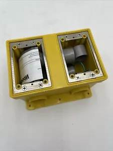 NEU Molex Woodhead 455-FD2 1301280151 gelb FD Steckdosendose - Bild 1 von 11
