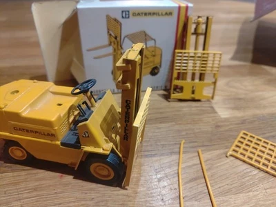 caterpillar joal chariot élevateur ,conrad,nzg - Photo 1/3