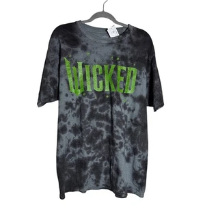 UNIVERSAL STUDIOS WICKED New Glitter Green Graphic Tee Size XL - Picture 1 of 6