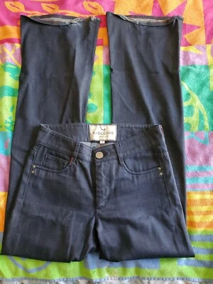 Pantalones de mezclilla Radcliffe London British a medida acampanados azules talla W28 × L34,5 Foto 1 de 4