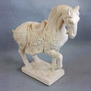 Caballo ecuestre blanco Jaru con estatua de piedra de montar Harris Marcus 15-1/2" de alto - Imagen 1 de 5
