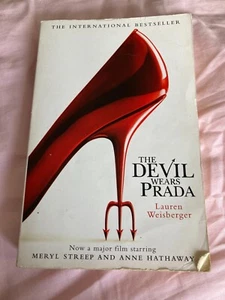 The Devil Wears Prada Lauren Weisberger Book - Picture 1 of 6