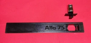 ACCENDISIGARI COMPLETO DI MASCHERINA ALFA ROMEO 75 - ORIGINALE - Foto 1 di 6