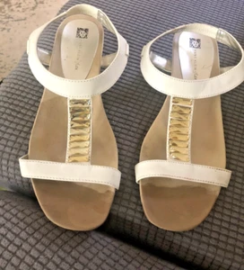 Anne Klein Sandals Size 9 1/2 M - Picture 1 of 5