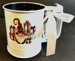 Weihnachtsgeschenk Wichtel Mehlsieb, Edelstahl, weiße Schleife, Küche, neu - Bild 1 von 6