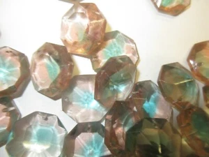 LOT of 50 octagonal tassels / cabochons GREEN/PINK 25x25mm for chandelier - Picture 1 of 2