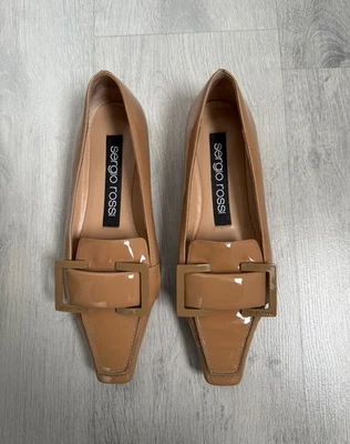 SERGIO ROSSI 漆皮乐福鞋 米色 方头 SIZE EU 35 1/2 — 第 1/4 张图片