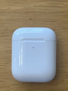 Apple AirPods First Generation For Parts Only - Zdjęcie 1 z 6