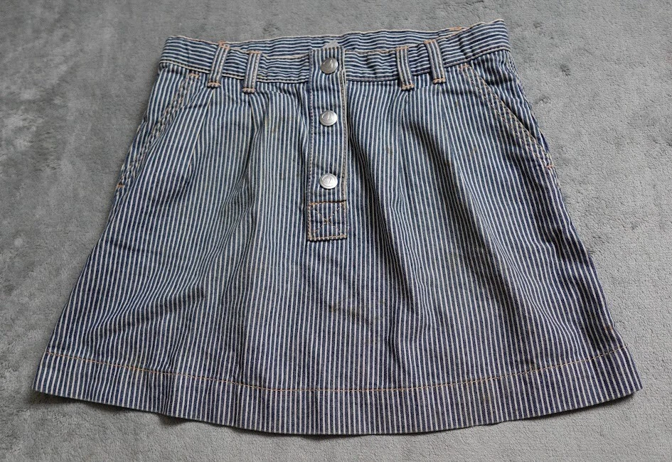 Falda Petit Bateau Niñas Talla 7 Blanco Azul Denim Rayas Plisado Botón Mosca! Foto 1 de 4