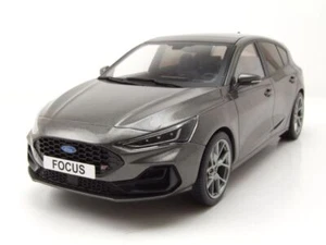 Ford Focus Pcs 2022 Gris Metálico Coche a Escala 1:18 MCG - Imagen 1 de 9