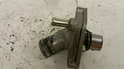 Carcaça de termostato 2003-2006 Infiniti G35 cupê - Imagem 1 de 4