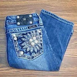 CUTE Miss Me Jeans Bermuda Shorts Size 16 Style JK5721M - Picture 1 of 8