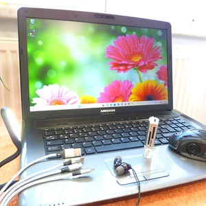 Medion E7222 17 Zoll DOLBY KINO l Windows 11 I 3x HDD SSD l 16GB RAM NEU I HDMI - Bild 1 von 14