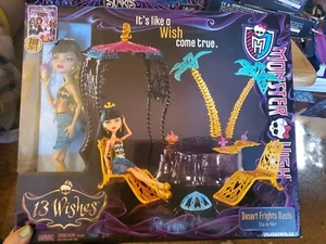 Muñeca y juego Monster High 13 Wishes Cleo de Nile Desert Frights Oasis - Imagen 1 de 4