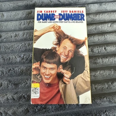 Dumb and Dumber VHS Jim Carrey Jeff Daniels - Image 1 of 4