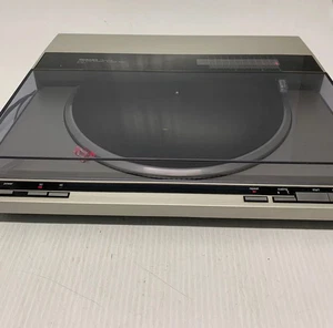 Technics Direct Drive Automatic Turntable System SL-QL1 With Wired FREE SHIPPING - Picture 1 of 16