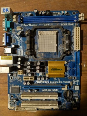 scheda madre n2 socket am3 ASrock N68-S3 UCC phenom 2 x6 - Immagine 1 di 2