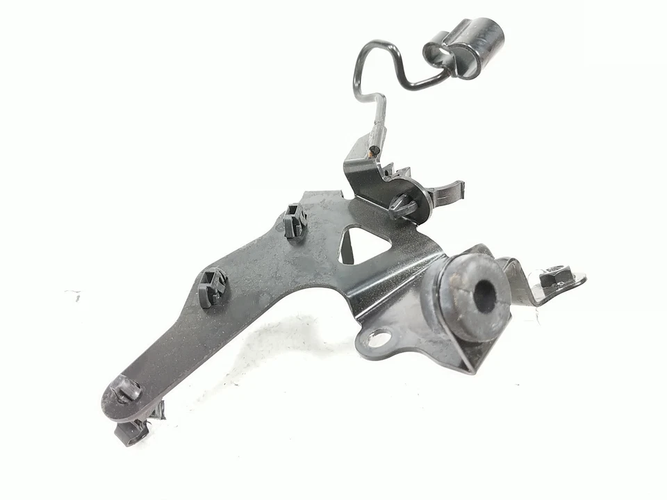 Soporte de montaje delantero de cable 16 Honda CTX700 Foto 1 de 4