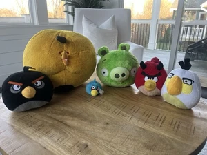 Lote de juguetes de peluche Angry Birds animales de peluche Halloween globo rojo Matilda azul - Imagen 1 de 1