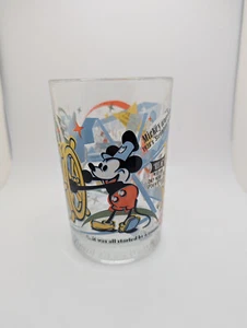 "Taza de vidrio Walt Disney 100 aniversario Mickey Mouse McDonald's 5"" de alto" - Imagen 1 de 6