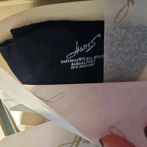 De colección 2 Pares de Medias Hanes Cantrece II Muslo Pie Sandle Azul Marino 220 M-4 10-11 - Imagen 1 de 7