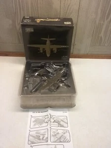 Forces of Valor U.S. B-26B Marauder 1/72 85084 pre-owned - Picture 1 of 24
