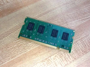 Advantech 669257-2526 Memory Module SQR-SD2I-1G667SN - Picture 1 of 4