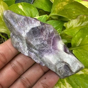 Pezzo di Ametista Chevron Naturale 588 Ct - Cristallo Guarigione Grezzo Roccia Minerale - Foto 1 di 4
