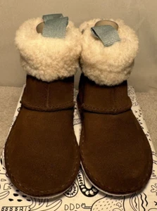 Clarks Unisex Kids Suede Boots UK 8.5 F / 26 Banbrook Warm Brown Zip Up Ankle - Picture 1 of 15