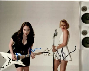 BETH BEHRS and KAT DENNINGS Signed Autographed 8x10 2 BROKE GIRLS Photo - Picture 1 of 1