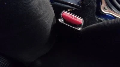 Buckle for Seat Belt Front Passenger Right Black Fits 03-09 350Z 85356 - Image 1 of 4