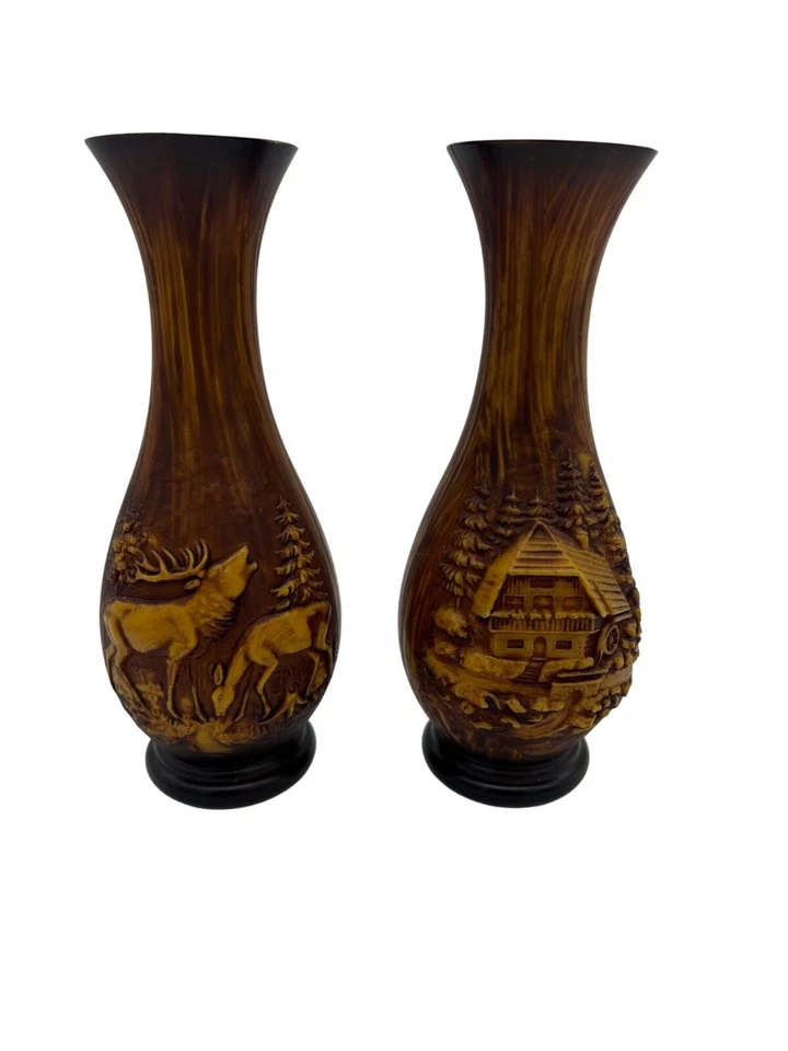 Par de jarrones de resina/plástico de imitación Bois escena de cabaña y ciervo casa de campo rústica decoración del hogar Foto 1 de 4