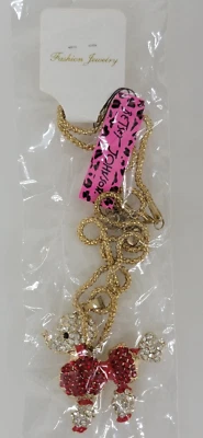 COLLAR COLGANTE BETSEY JOHNSON ROJO/BLANCO ESTRÁS CANICHE PLACA ORO (NUEVO CON ETIQUETAS) Foto 1 de 3
