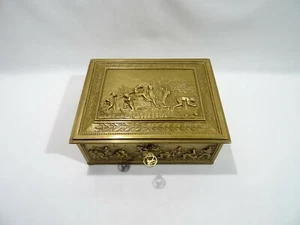 ANCIEN COFFRET EN BRONZE BOITE A BIJOUX DECOR CHAMPETRE SIGNE BRONZE BOX - Picture 1 of 12