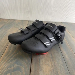 Zapatos de ciclismo Kyedoo negros/plateados con tacos Pelaton para hombre talla 10/EU 44 (B4) - Imagen 1 de 8