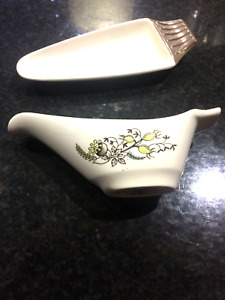  Crown devon Fieldings sauce boat and stand Winterseeds