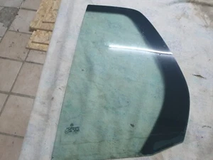 Original VW Golf 4 IV Seitenscheibe Fenster Scheibe Glas hinten links 43R001057 - Bild 1 von 2