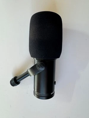 Samson Q9U XLR/USB Dynamic Broadcast Microphone - Image 1 of 4