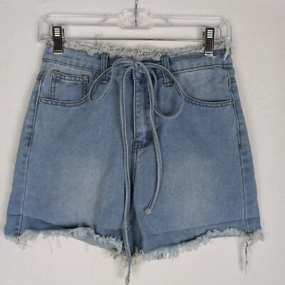 Pantalones Cortos Para Mujer Boohoo Azul Denim Talla 2 Lavado Ligero Corbata Cintura Dobladillo Crudo Tiro Alto Foto 1 de 4