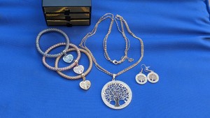 PANDORA Fashion Jewelry Sets for sale 