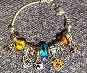 Pulsera con dije de plata 6 monederos con cuentas de plata azul / imitación 7" - Imagen 1 de 2