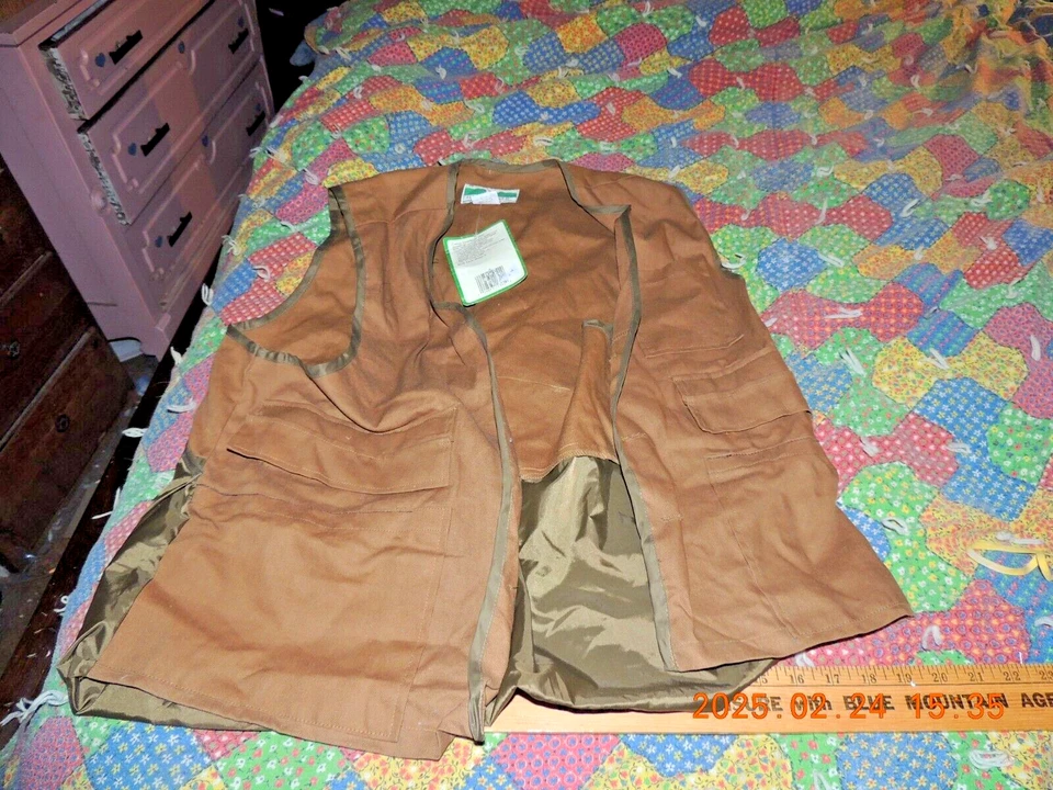 Game Winner Upland Game Birding Vest - L sized, new with tags! - Image 1 of 3
